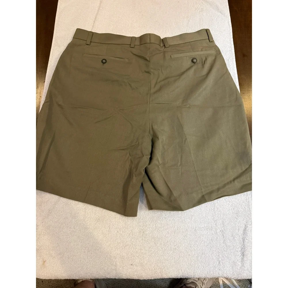 Cutter & Buck Mens Olive Green Flat Front Golf Shorts Size 35